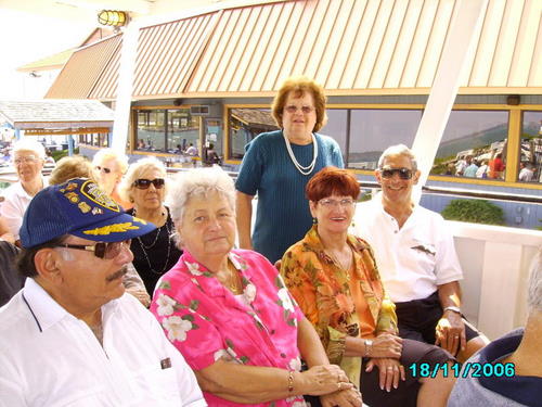 ./Gallery/2011 40th Anniv. Boat Ride/SANY0125.jpg
